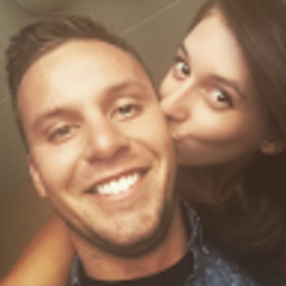 Meet your Posher, Kara - Picture 1 of 1